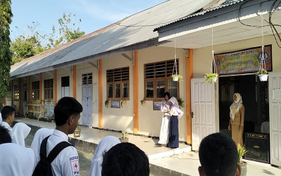 Kegiatan Literasi Sekolah - SMP Negeri 1 Kwandang